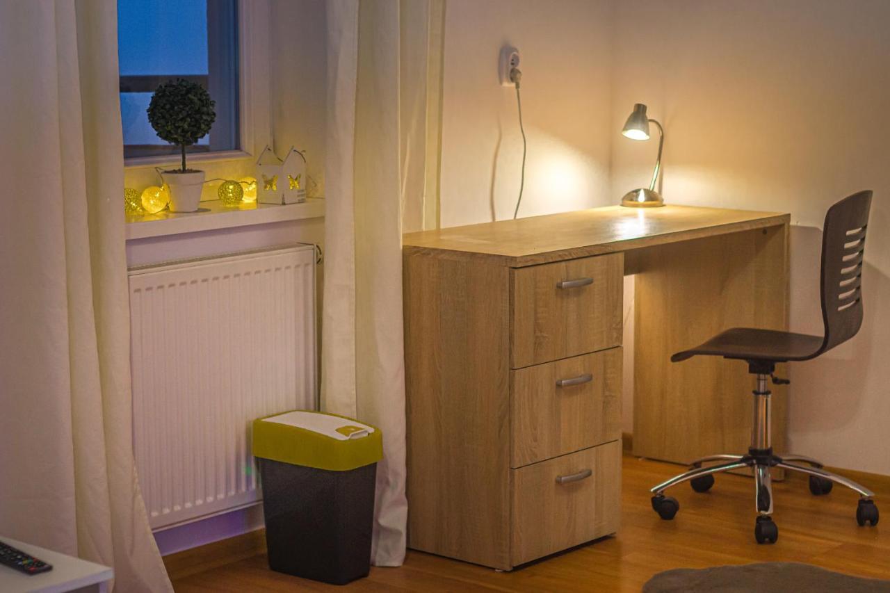 Komfortowy Apartament Belweder オルシュティン エクステリア 写真
