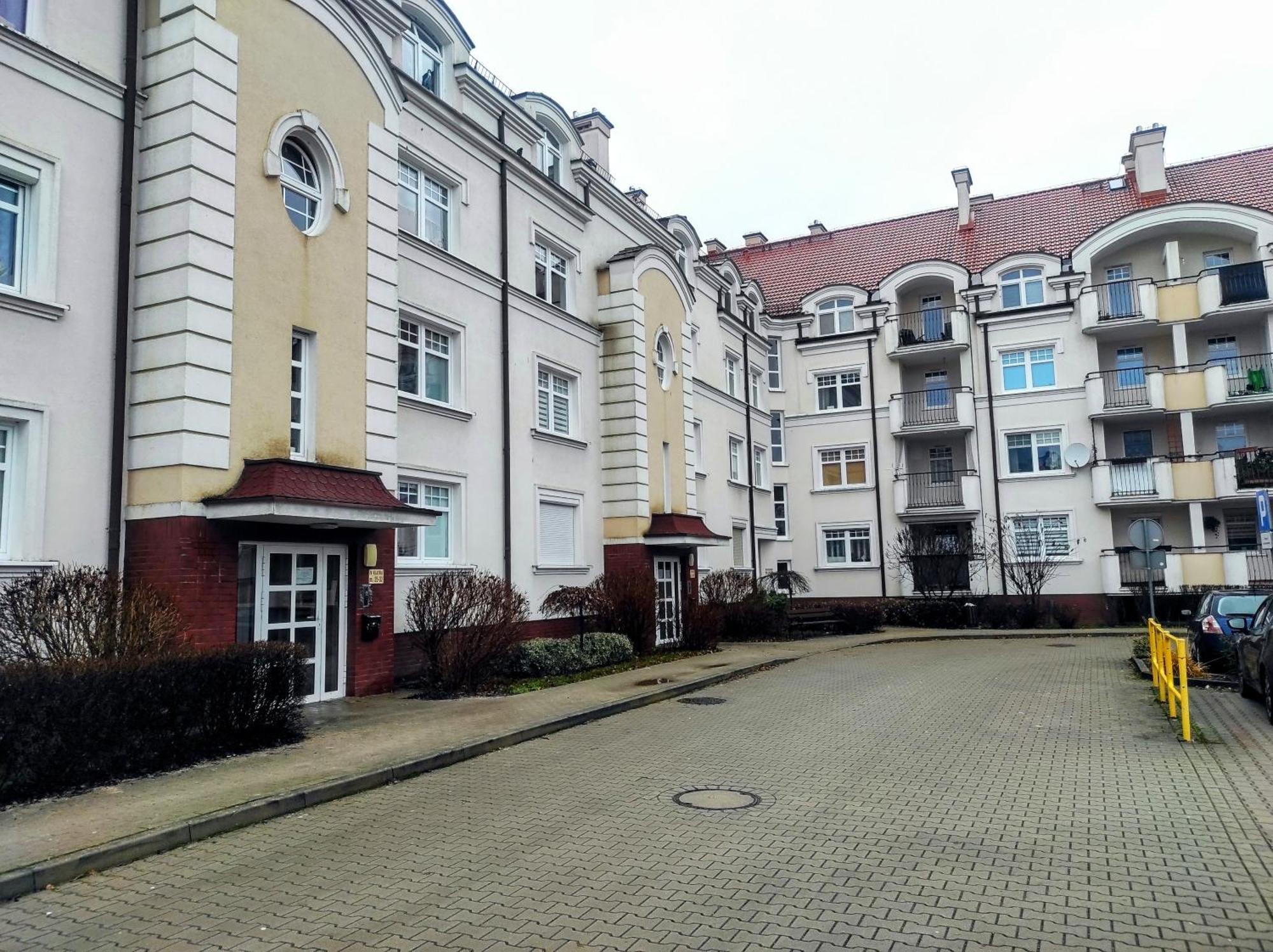 Komfortowy Apartament Belweder オルシュティン エクステリア 写真